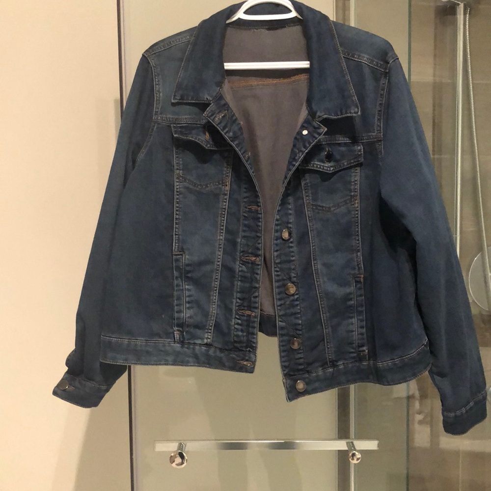 Jean Jacket, Size between 1X and 2X